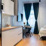 Studio Apartments Rijeka * רייקה