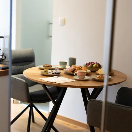 Studio Apartments Rijeka *