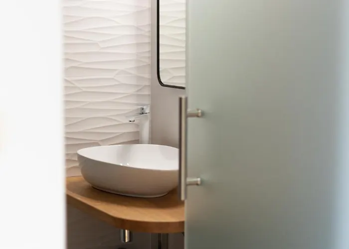 Studio Apartments Rijeka Апартаменты *