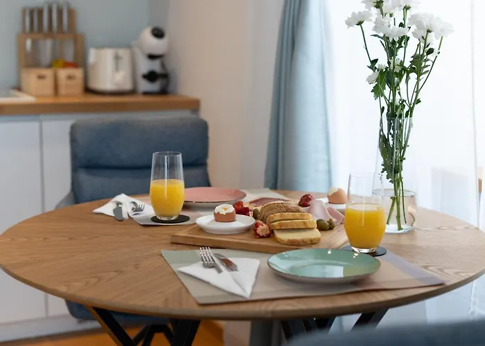 Studio Apartments Rijeka Апартаменты Риека